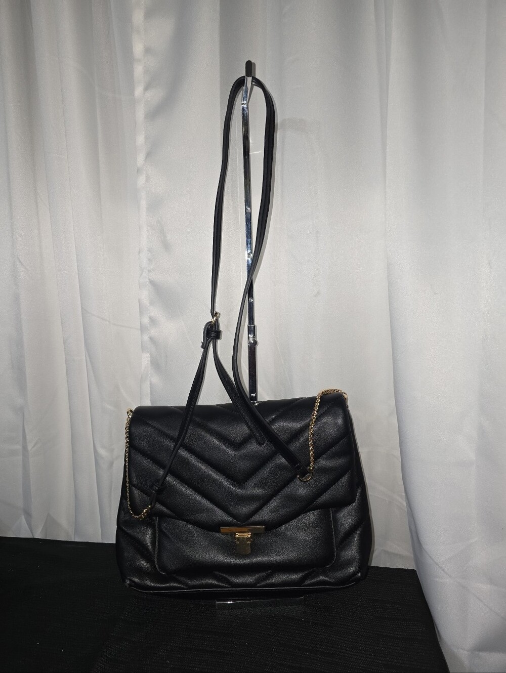A NEW DAY Classic Black Quilted Crossbody Shoulder Bag